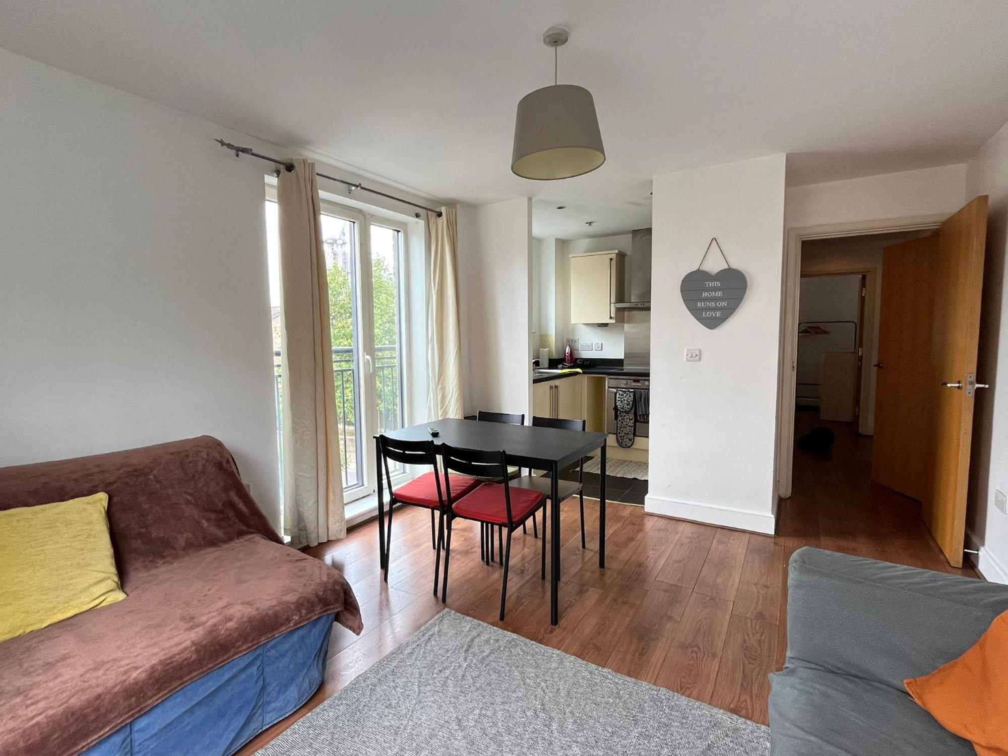 Bai Amazing 5 Sleeper Flat In London Zone 2 Apartment Ngoại thất bức ảnh
